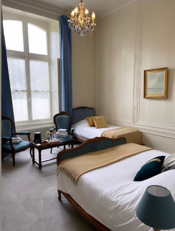 Hotel Du Chateau De Quinéville מראה חיצוני תמונה