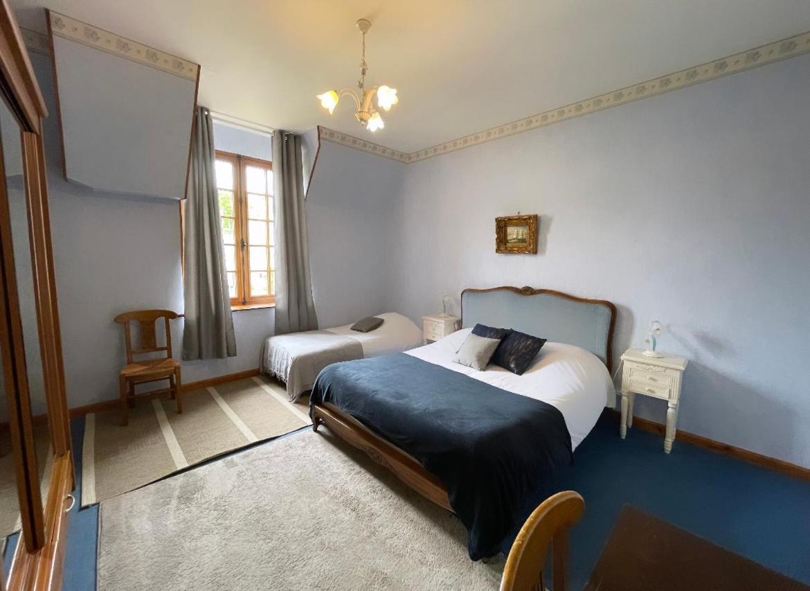 Hotel Du Chateau De Quinéville מראה חיצוני תמונה