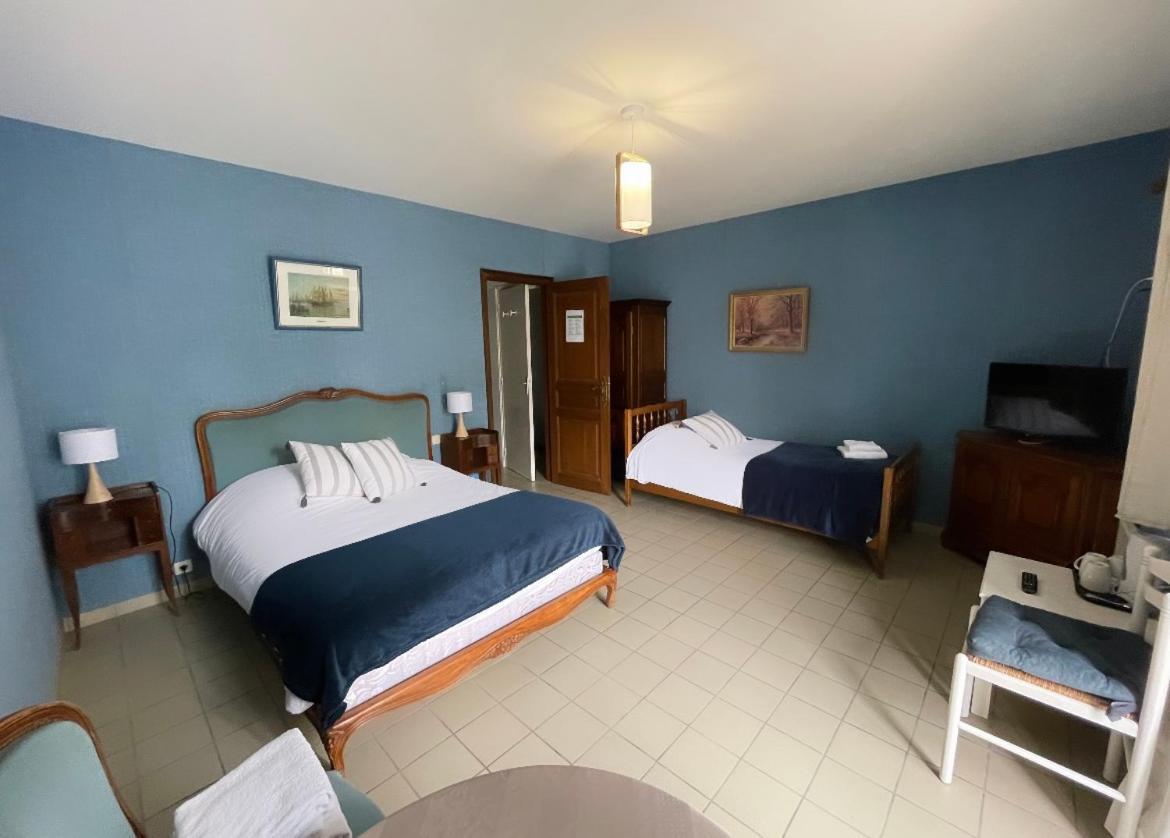 Hotel Du Chateau De Quinéville מראה חיצוני תמונה