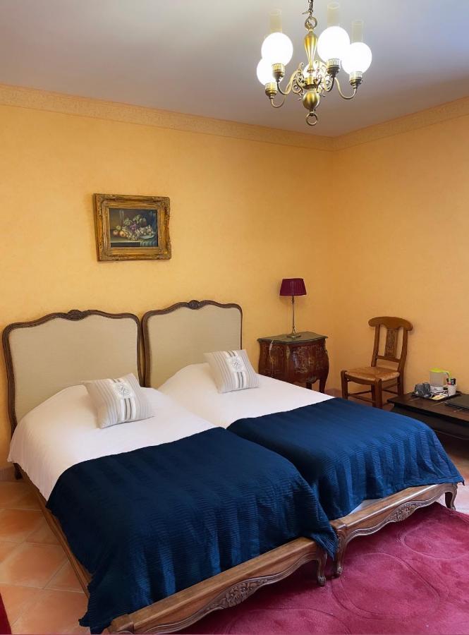 Hotel Du Chateau De Quinéville מראה חיצוני תמונה