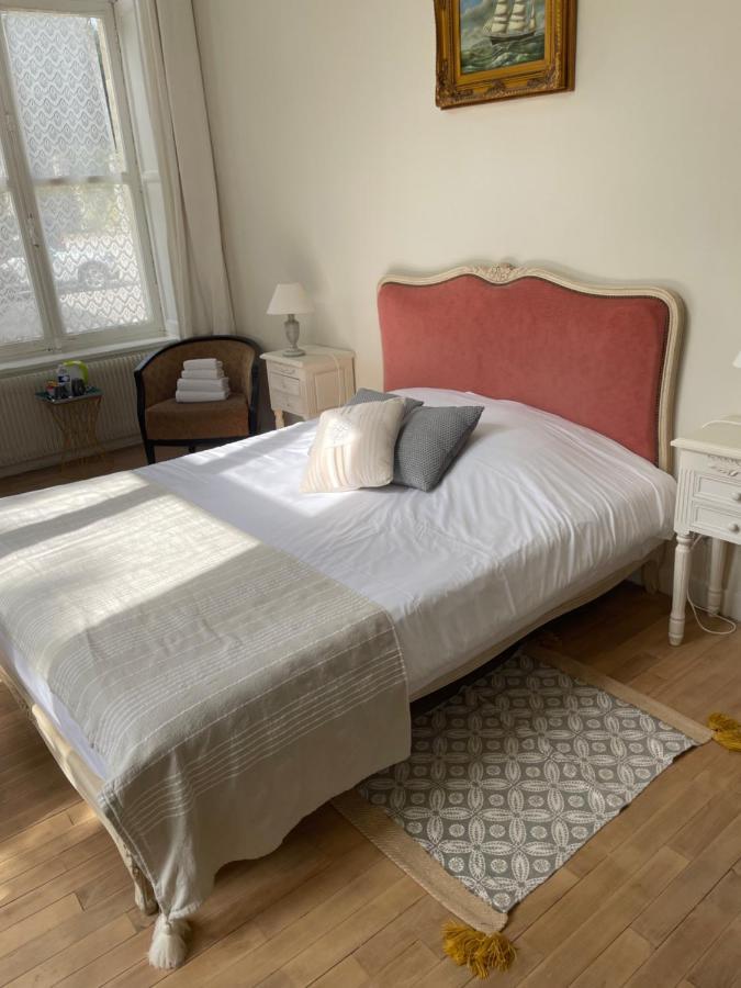 Hotel Du Chateau De Quinéville מראה חיצוני תמונה