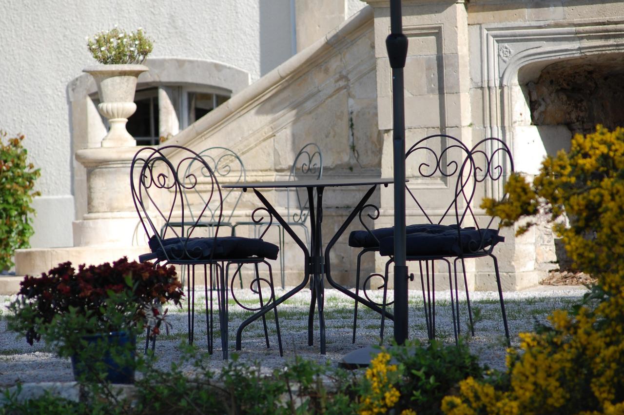 Hotel Du Chateau De Quinéville מראה חיצוני תמונה